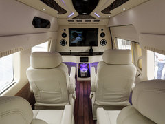 2013款 2.4L 手动 VIP商务豪华版