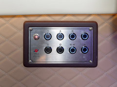 2013款 2.4L 手动 VIP商务豪华版