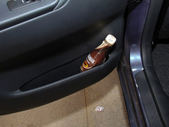 2014款 两厢 1.5L 自动 理想型