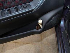 2014款 两厢 1.5L 自动 理想型