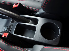 2014款 两厢 1.5L 自动 理想型