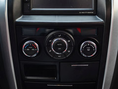 2014款 两厢 1.5L 自动 理想型