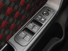 2014款 两厢 1.5L 自动 理想型