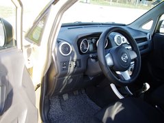 2014款 1.5L 手动 商务版 5座