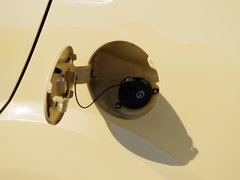 2014款 1.5L 手动 商务版 5座