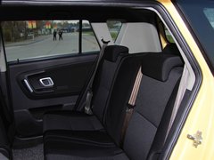2014款 1.5L 手动 商务版 5座
