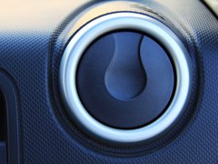 2014款 1.5L 手动 商务版 5座