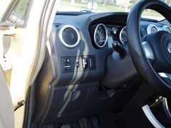 2014款 1.5L 手动 商务版 5座