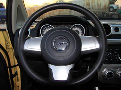 2014款 1.5L 手动 商务版 5座