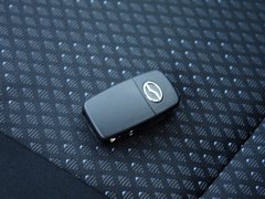 2014款 1.5L 手动 商务版 5座