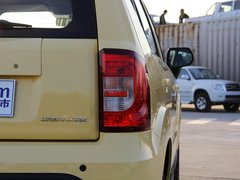 2014款 1.5L 手动 商务版 5座