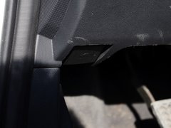 2014款 1.5L 手动 商务版 5座