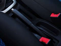2014款 1.5L 手动 商务版 5座