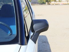 2014款 1.5L 手动 商务版 5座