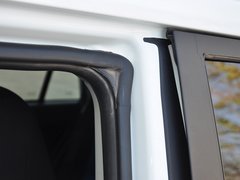2014款 1.5L 手动 商务版 5座