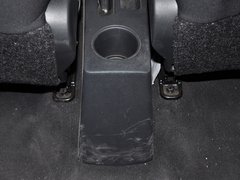 2014款 1.5L 手动 商务版 5座
