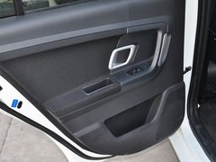 2014款 1.5L 手动 商务版 5座