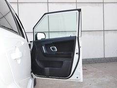 2014款 1.5L 手动 商务版 5座