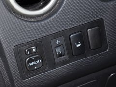 2014款 1.5L 手动 商务版 5座