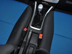 2014款 1.5L 手动 商务版 5座