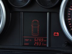 2014款 1.5L 手动 商务版 5座