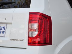 2014款 1.5L 手动 商务版 5座
