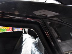 2014款 1.5L 手动 精英型 5座