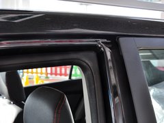 2014款 1.5L 手动 精英型 5座