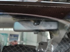 2014款 1.5L 手动 精英型 5座