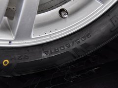 2014款 1.5L 手动 精英型 5座