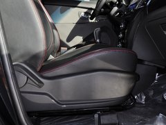 2014款 1.5L 手动 精英型 5座