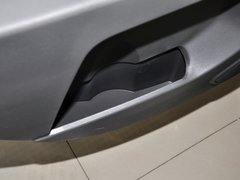 2014款 1.5L 手动 精英型 5座