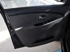 2014款 1.5L 手动 精英型 5座