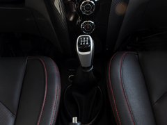2014款 1.5L 手动 精英型 5座