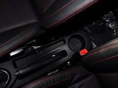 2014款 1.5L 手动 精英型 5座