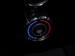 2014款 1.5L 手动 精英型 5座