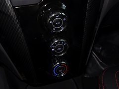 2014款 1.5L 手动 精英型 5座