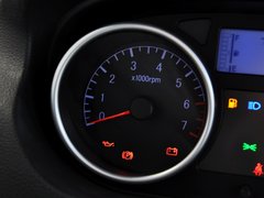 2014款 1.5L 手动 精英型 5座