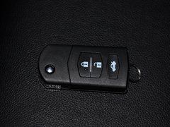 2014款 1.5L 手动 精英型 5座
