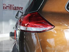 2014款 1.5L 手动 精英型 5座