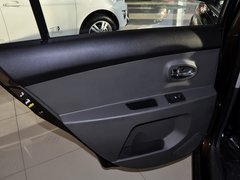 2014款 1.5L 手动 精英型 5座