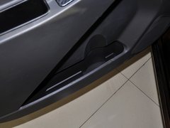 2014款 1.5L 手动 精英型 5座