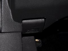 2014款 1.5L 手动 精英型 5座