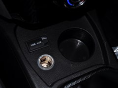 2014款 1.5L 手动 精英型 5座
