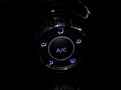 2014款 1.5L 手动 精英型 5座