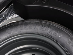 2014款 1.5L 手动 精英型 5座