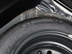2014款 1.5L 手动 精英型 5座