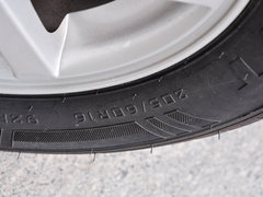2014款 1.5L 手动 精英型 5座
