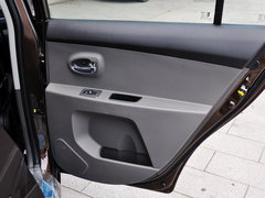2014款 1.5L 手动 精英型 5座