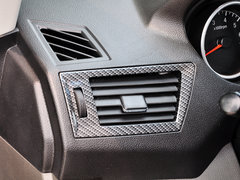 2014款 1.5L 手动 精英型 5座